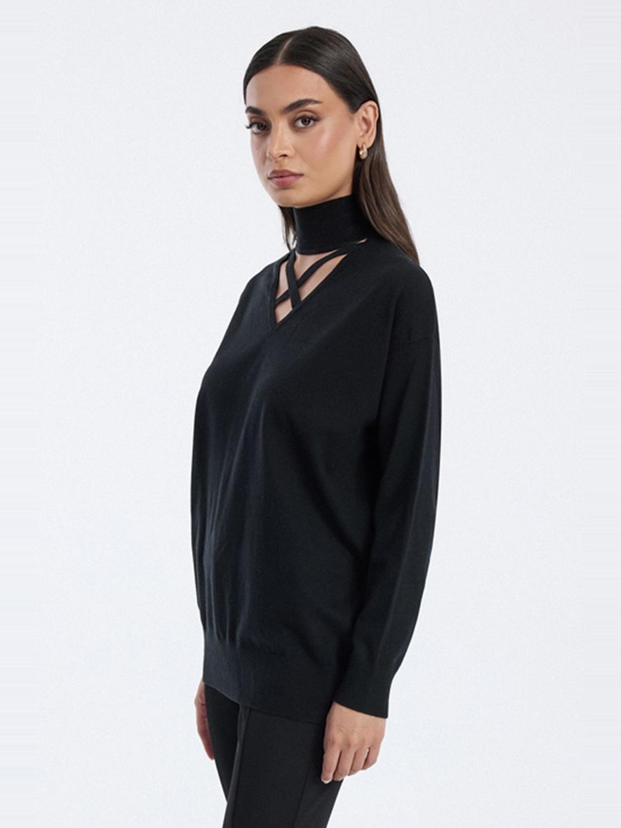 Knitted Sweater with Cross Strap