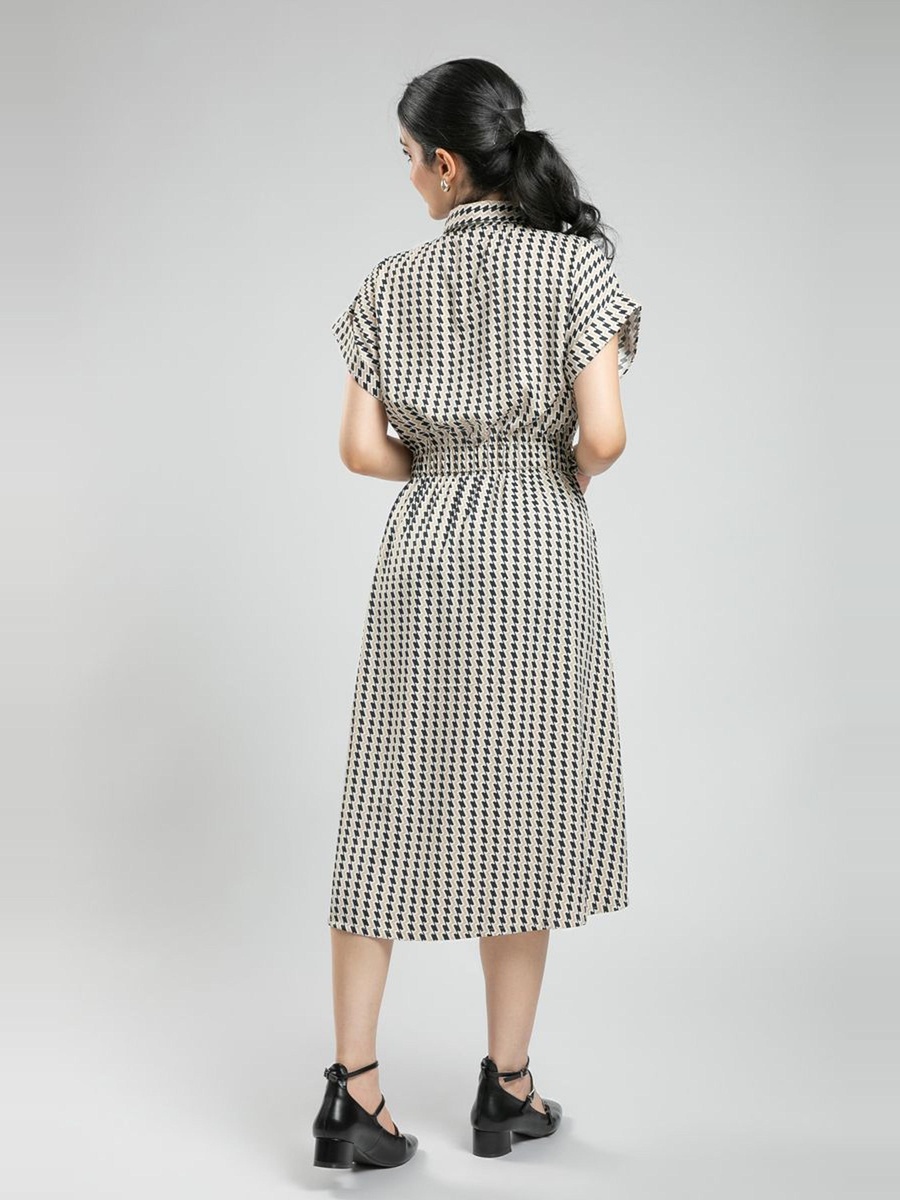 Printed Short Sleeve Midi Shirt Dress