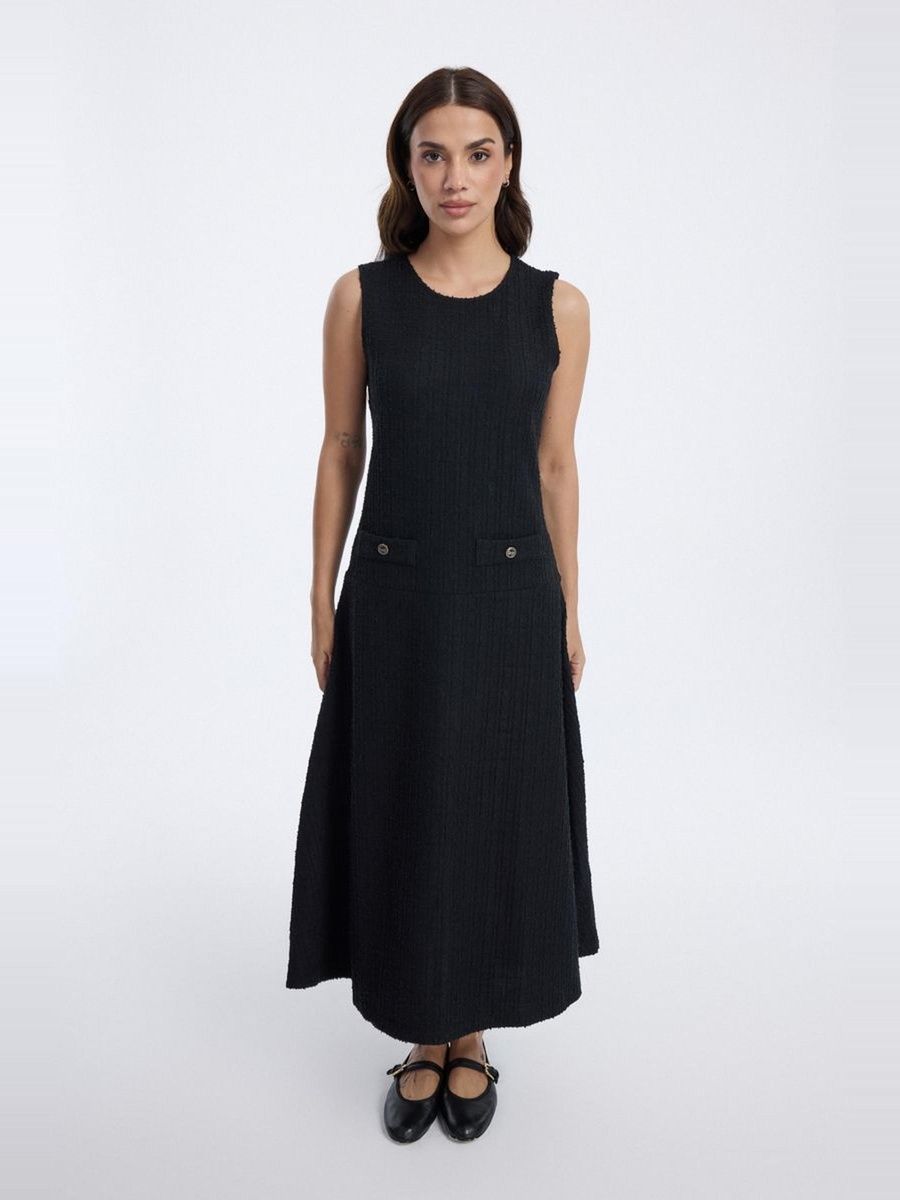 Sleeveless Textured Maxi Dress