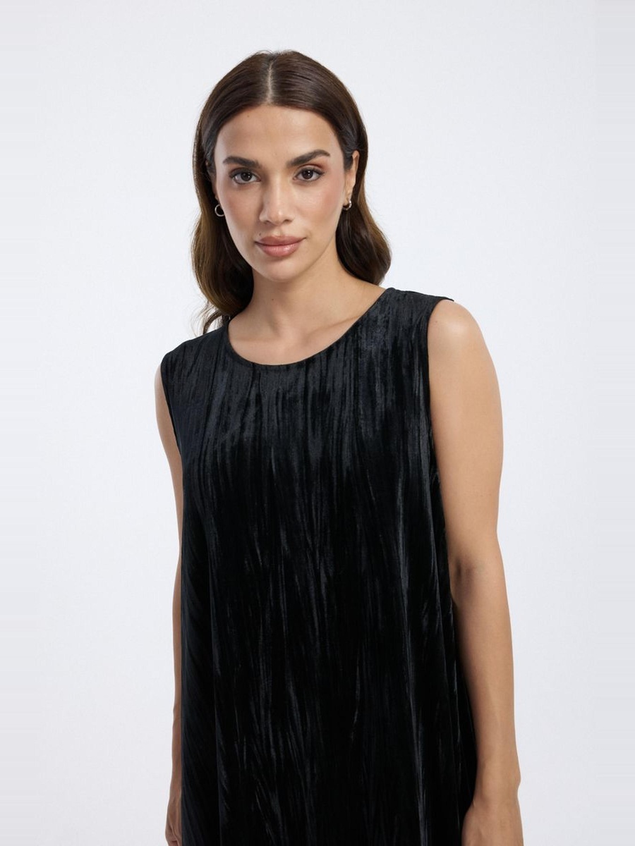 Sleeveless Velvet Maxi Dress