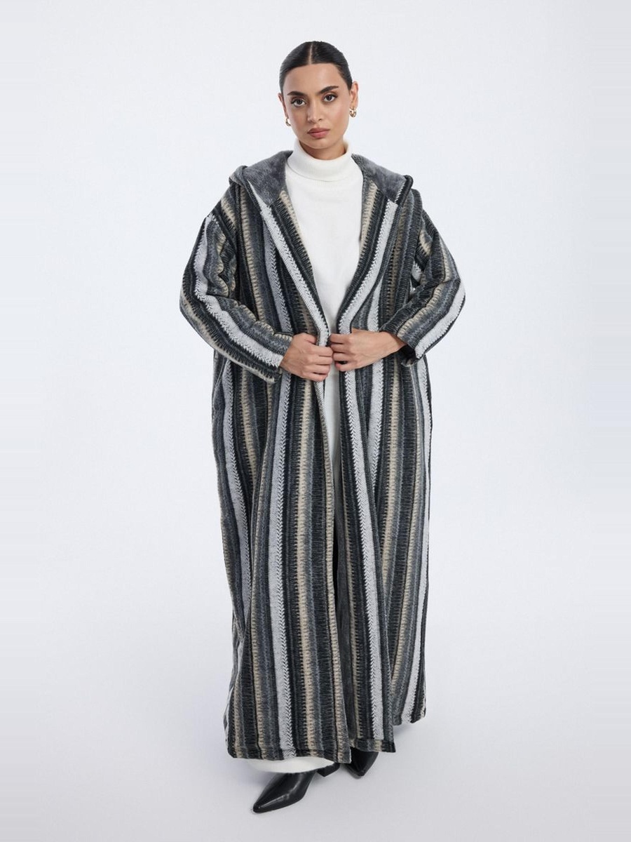 Striped Hooded Farwa