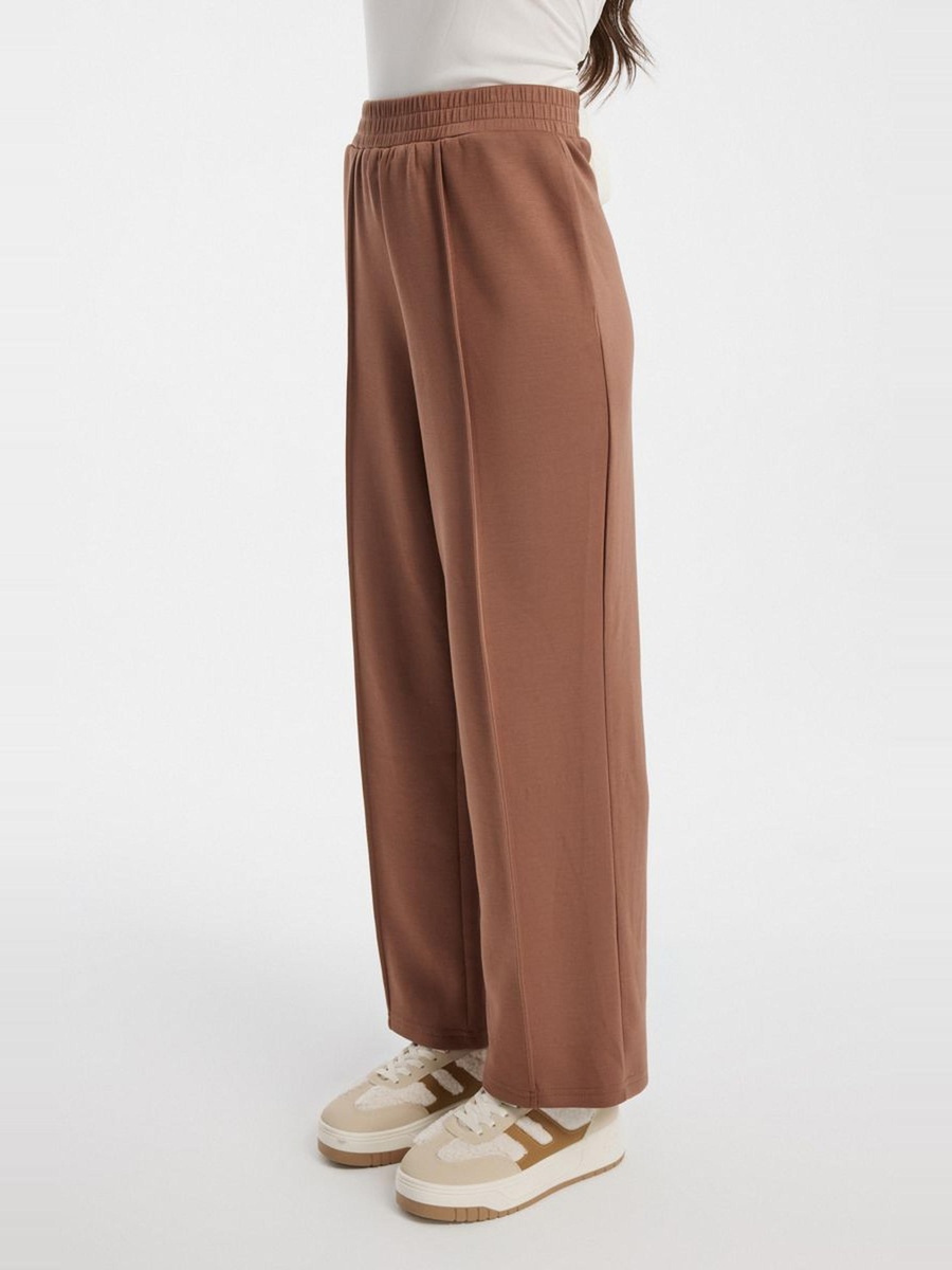 Straight Pants with Front Pleat