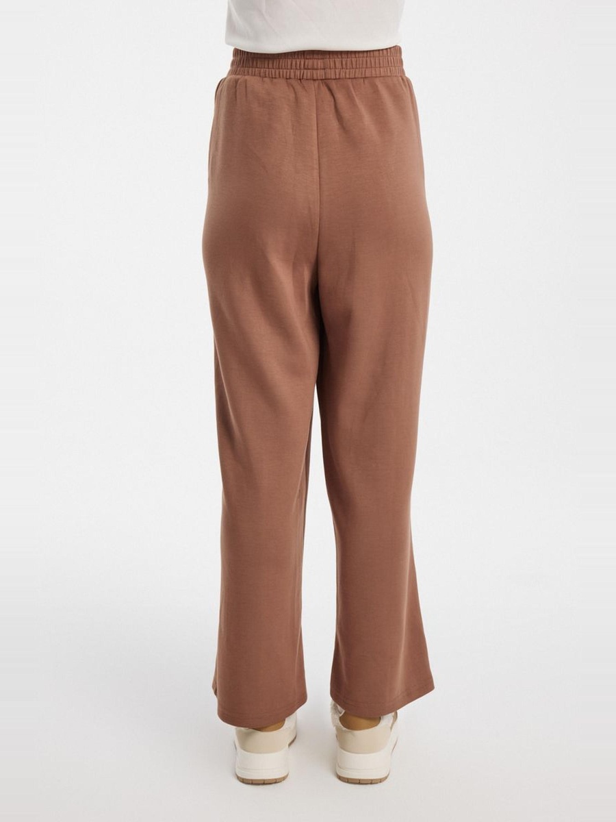 Straight Pants with Front Pleat