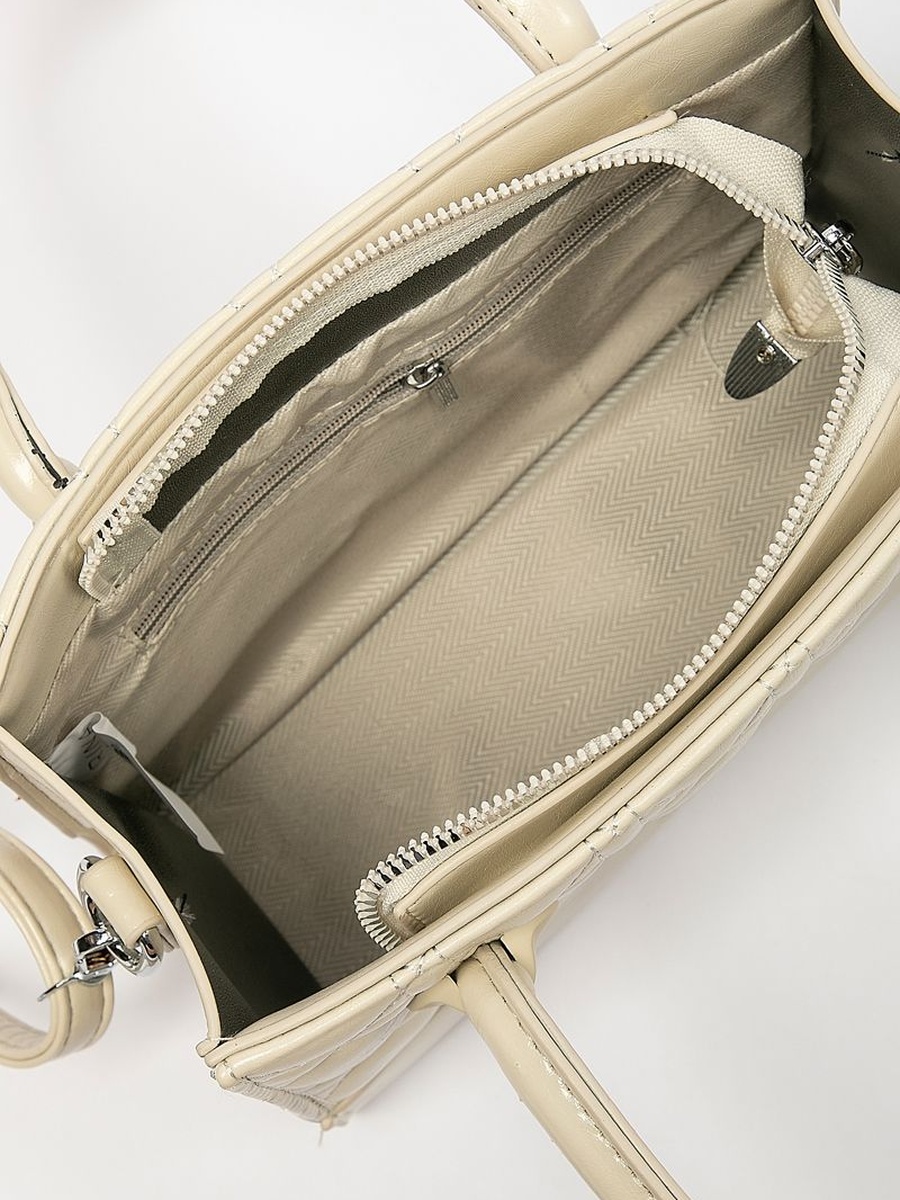 Quilted Handbag with Detachable Strap