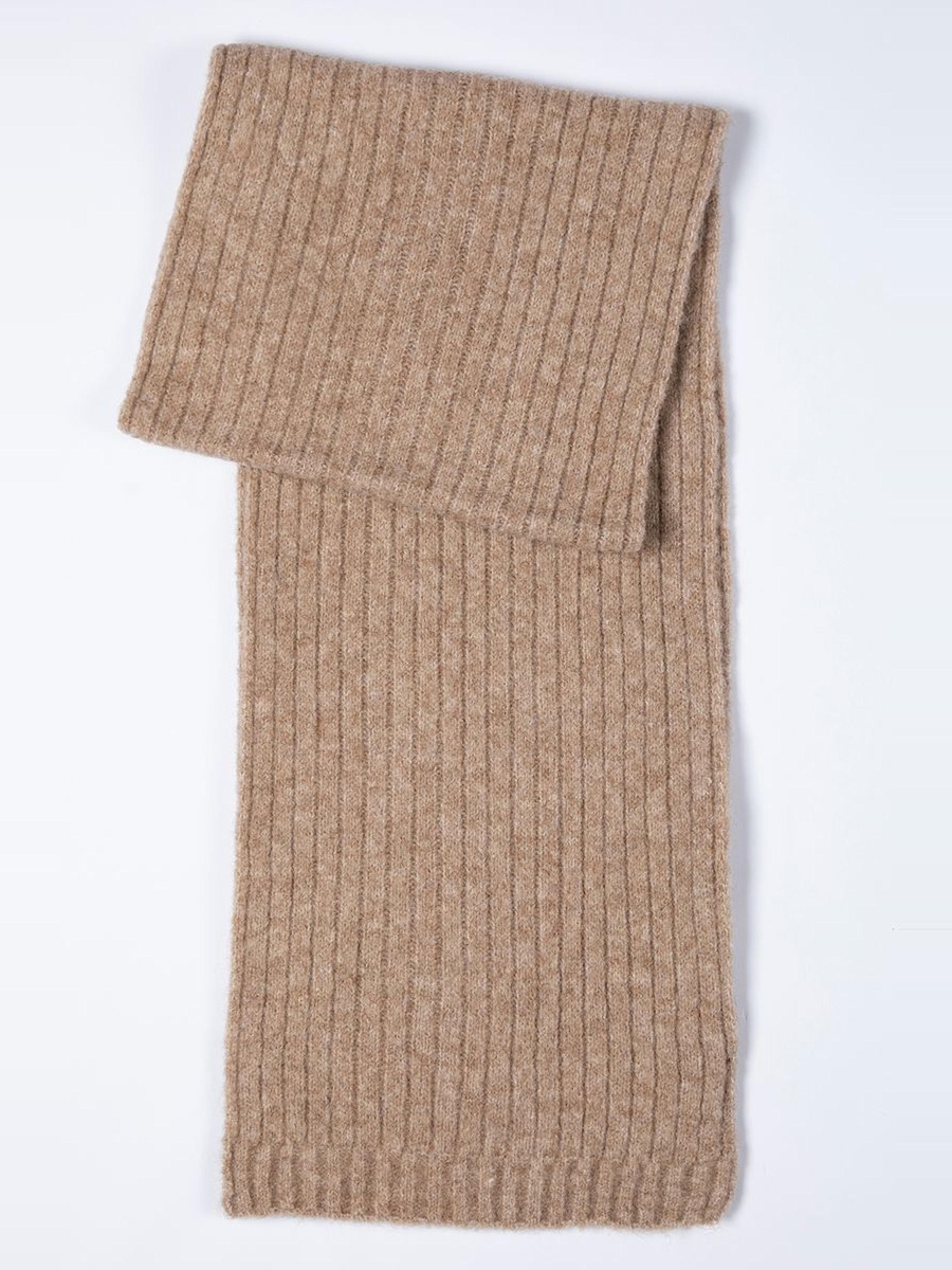 Ribbed Knit Scarf
