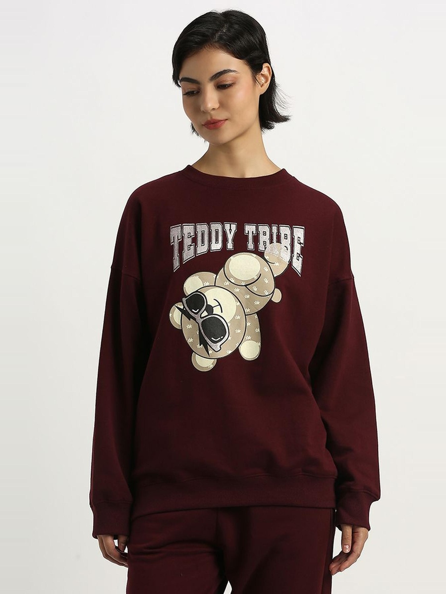 Graphic Front Design Sweatshirt