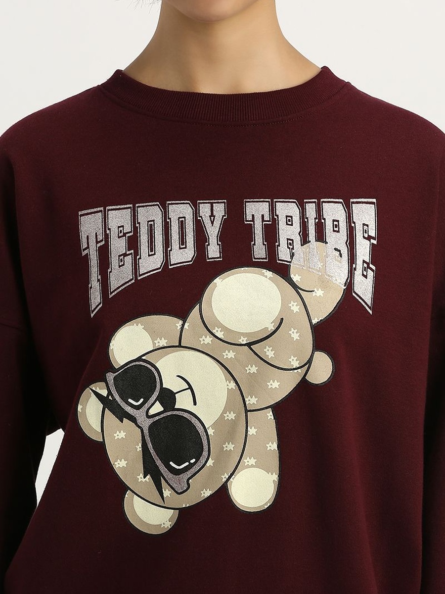 Graphic Front Design Sweatshirt