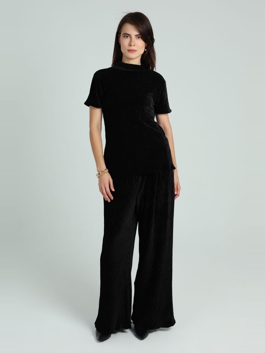 Wide Leg Velvet Pants