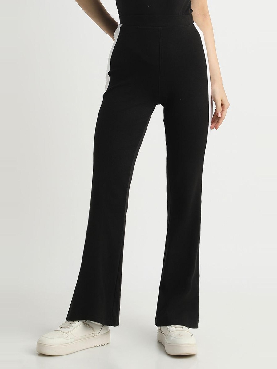 Sweatpants with Side Contrast Lines and Elastic Waist