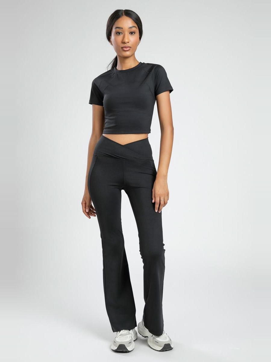 Straight Cut Pants with V-Cut Waistband