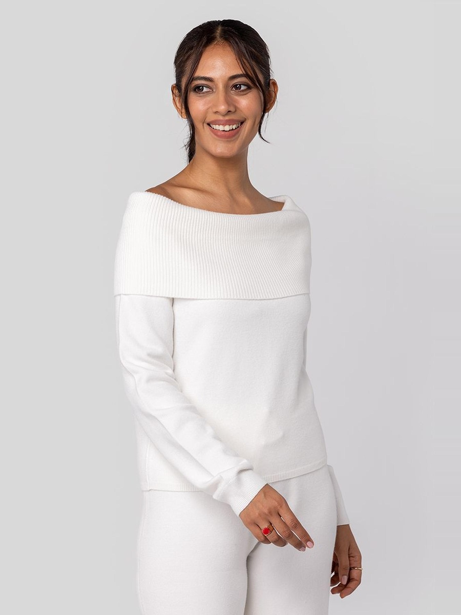 Off Shoulder Knitted Top