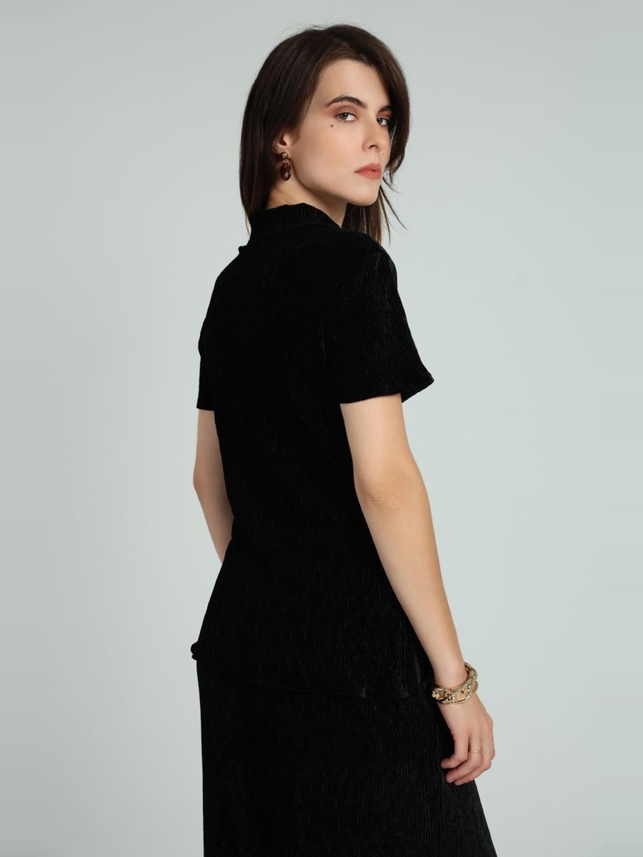 Short Sleeve Velvet Top
