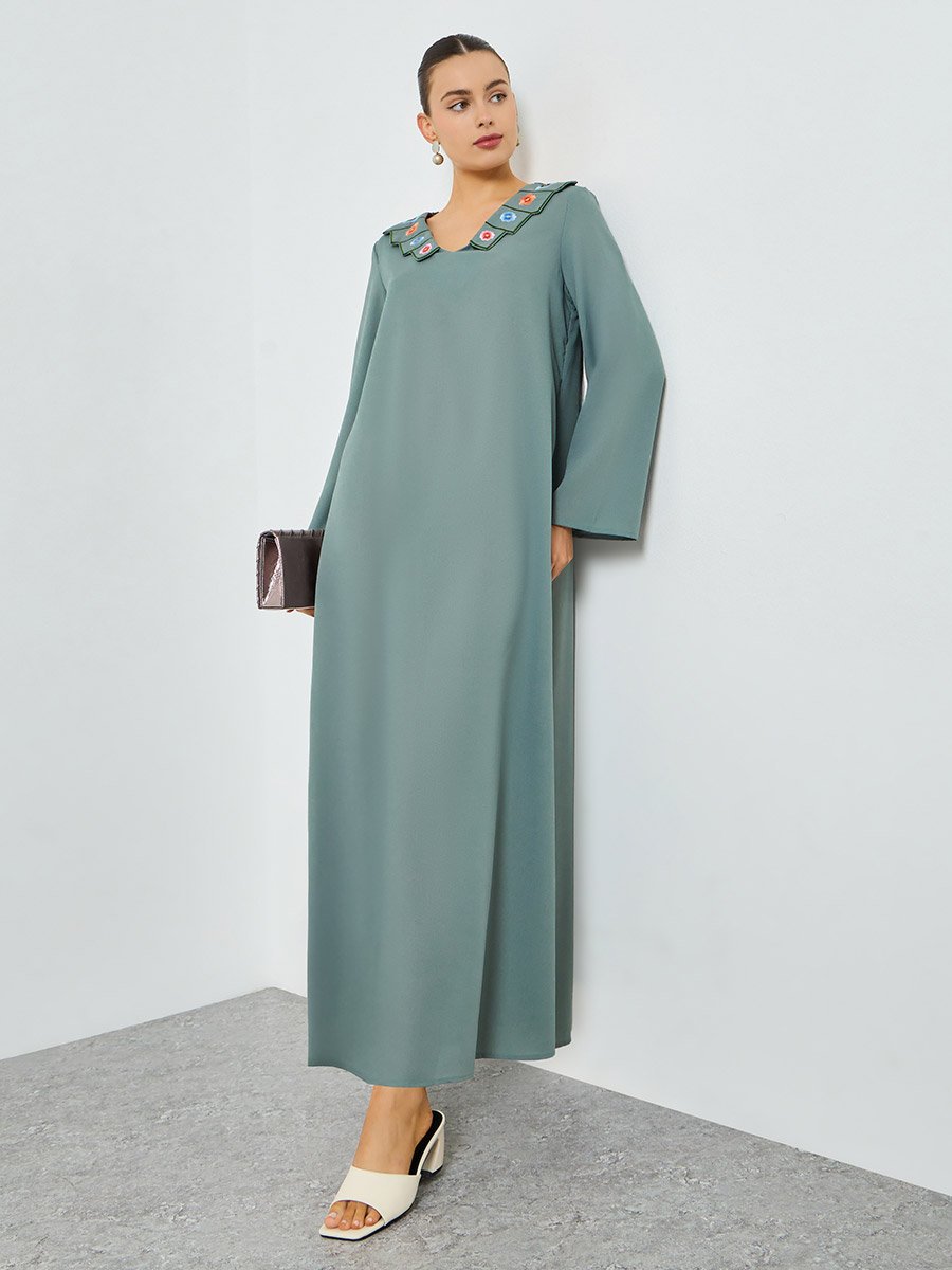 Green Floral Embroidered A-Line Jalabiya