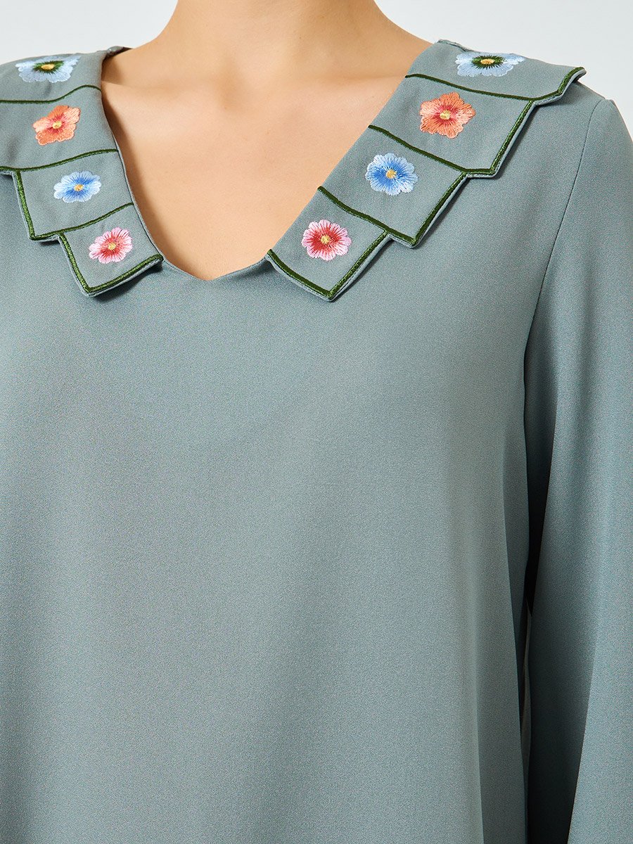 Green Floral Embroidered A-Line Jalabiya
