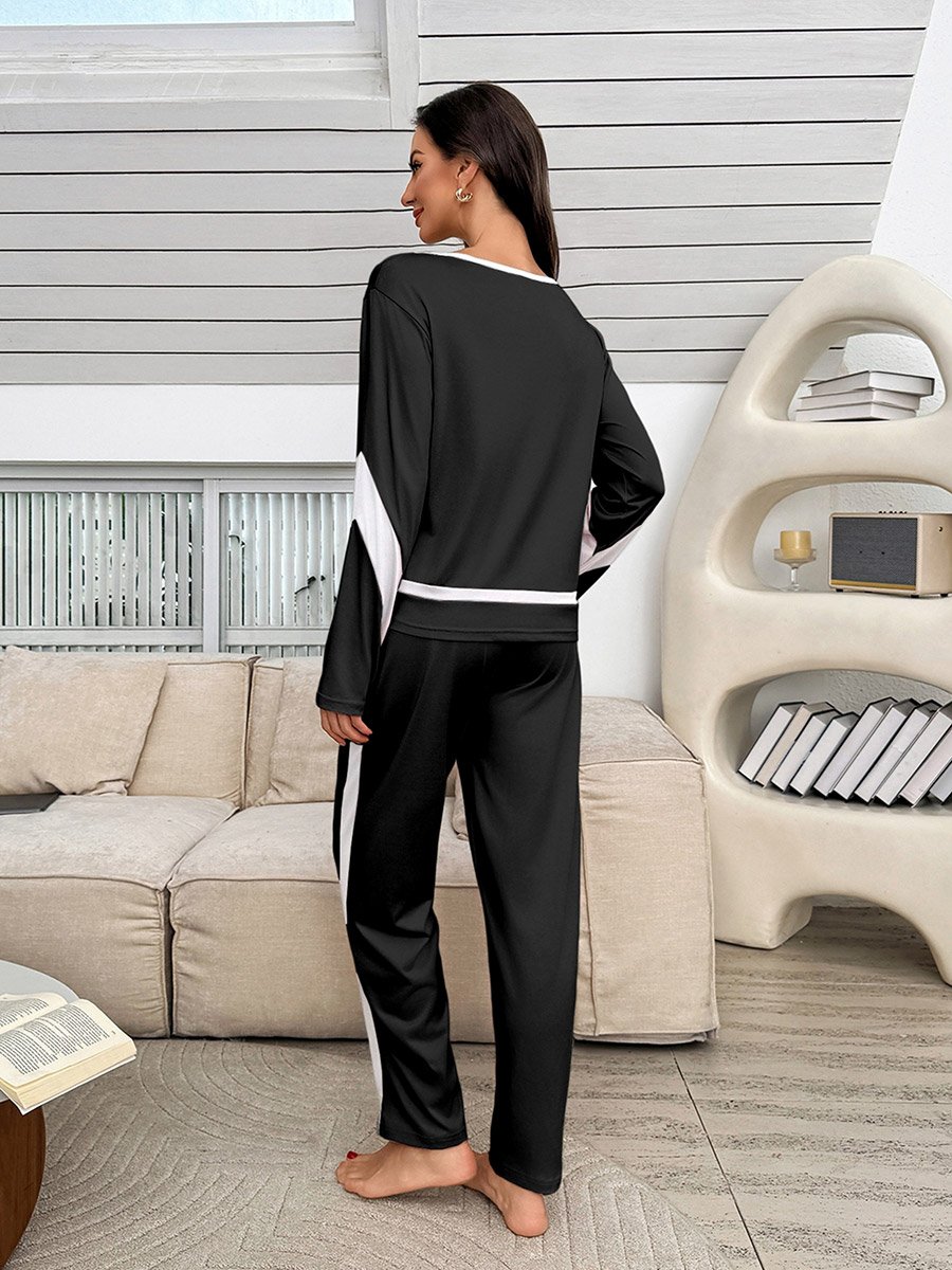 Black Side Stripe Printed T-Shirt and Pyjama Set