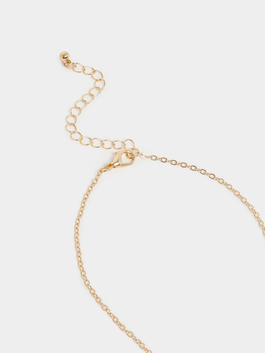 Gold Flower Pendant Necklace