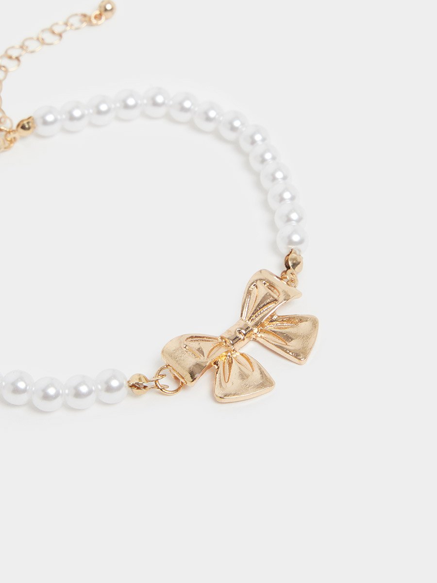 Pearl Anklet with Gold Bow