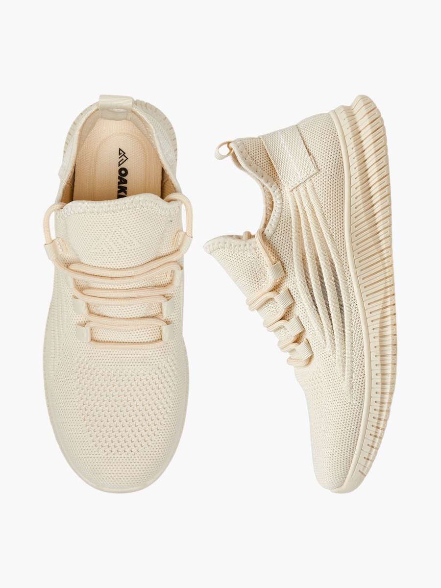 Women Textured Sports Shoes