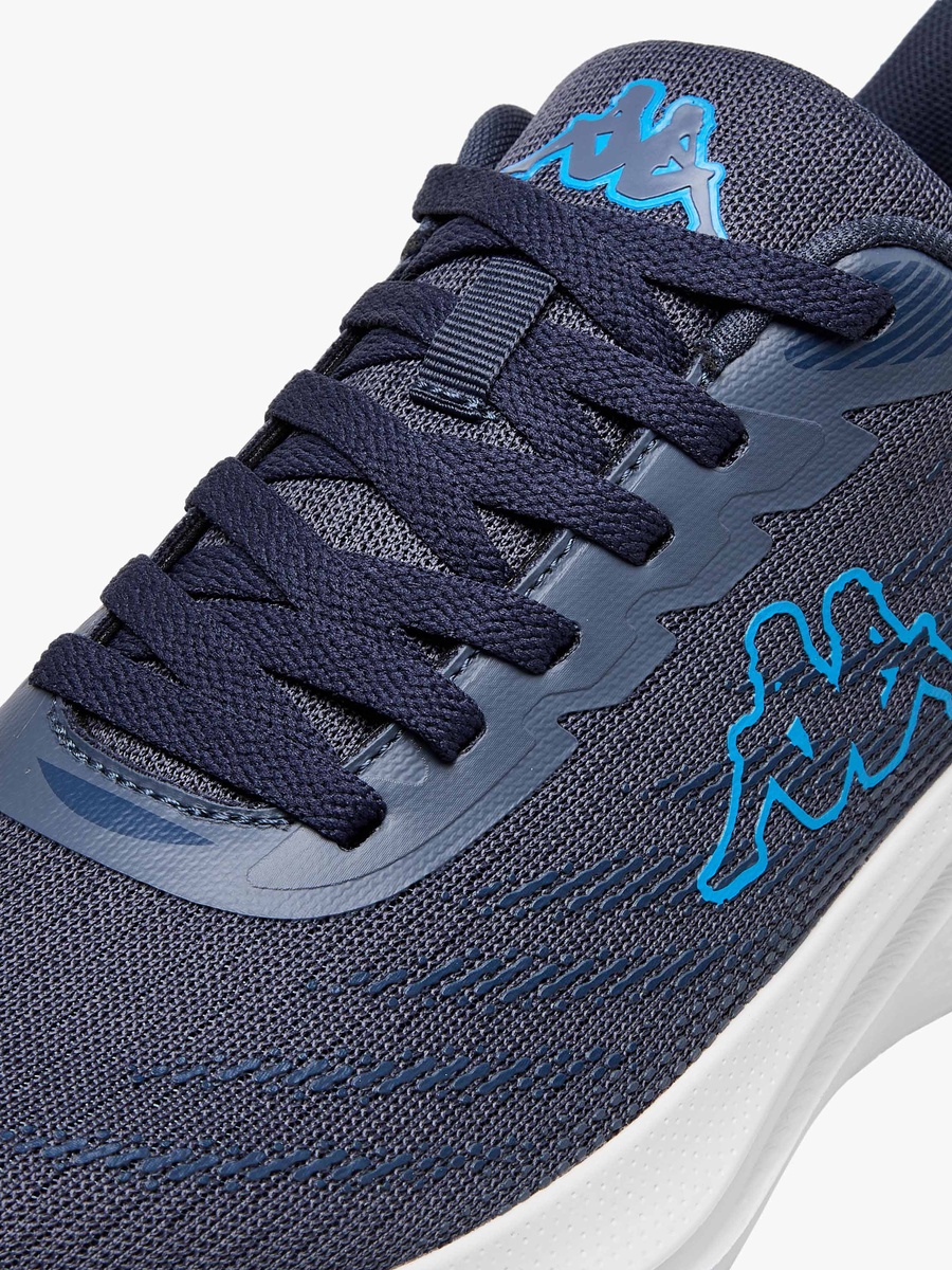 Men Lace-Up Sports Shoes