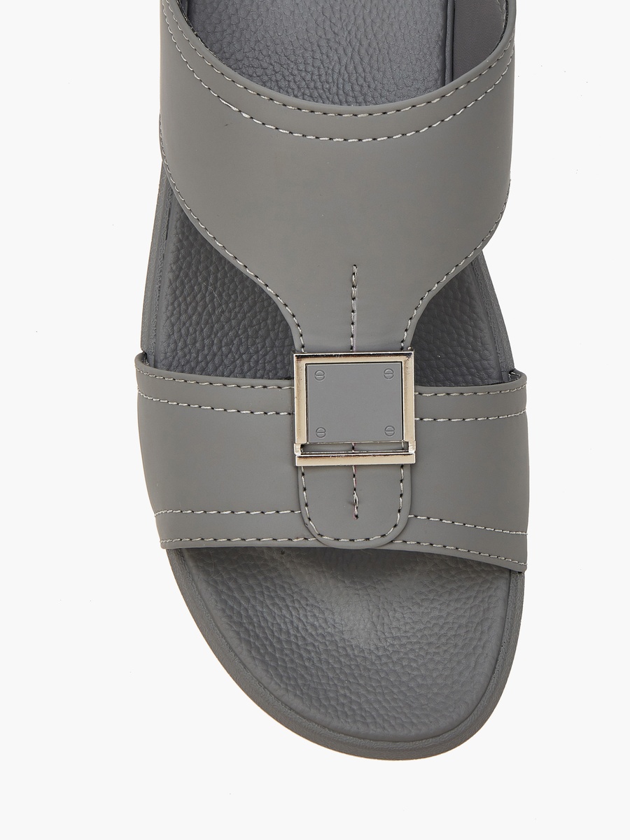 Men Buckle Detail Arabic Sandals