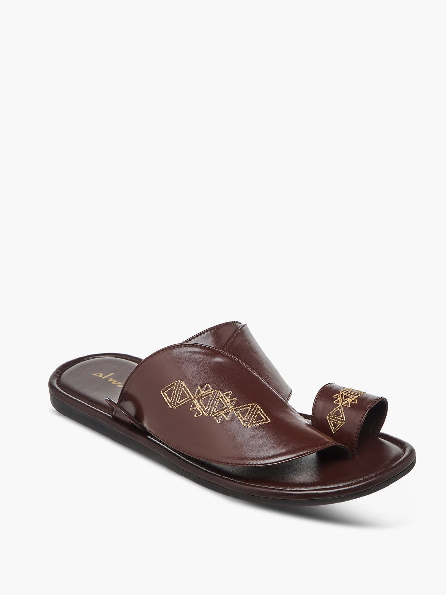 Men Embroidered Arabic Sandals