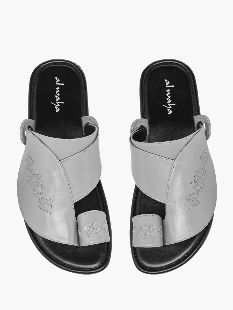 Men Embroidered Arabic Sandals