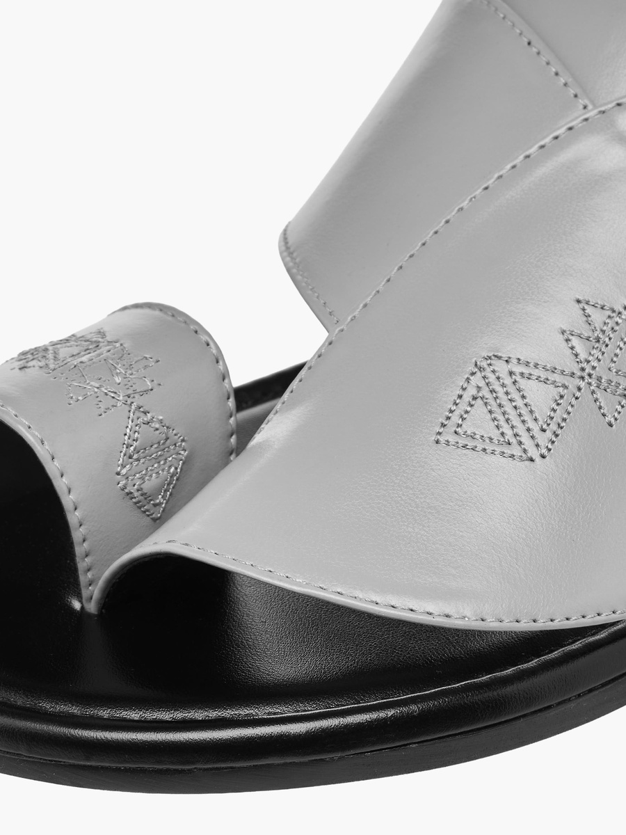 Men Embroidered Arabic Sandals