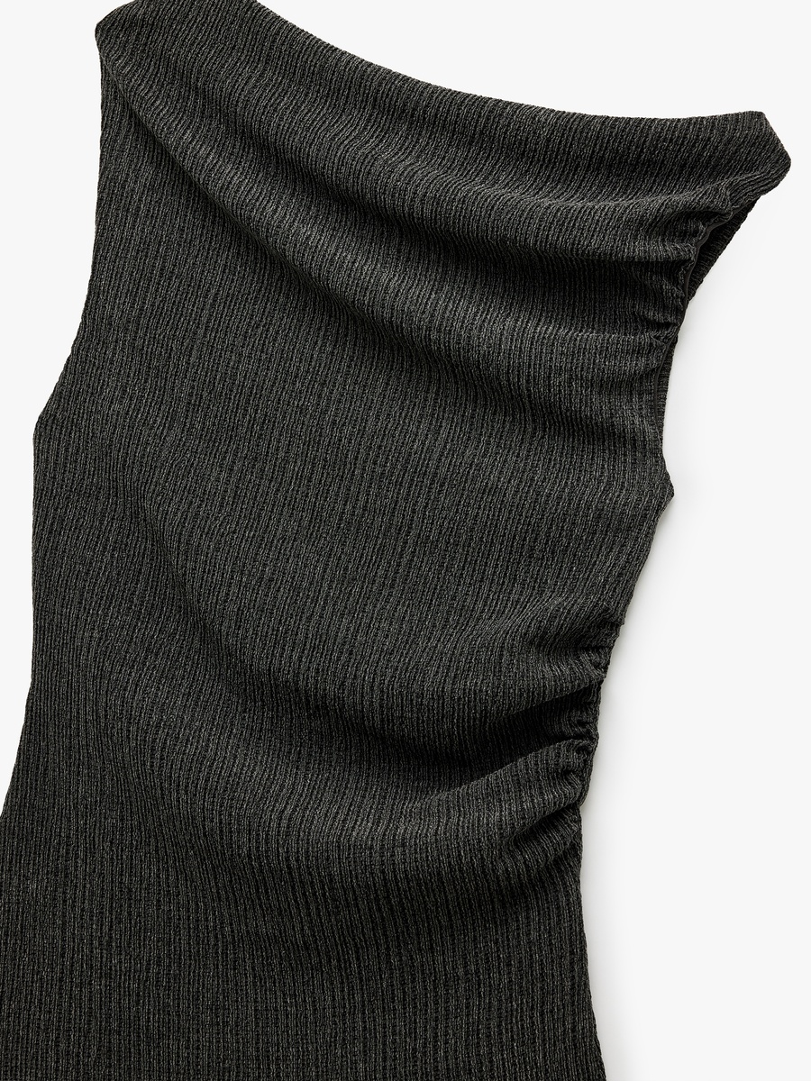 Sleeveless Blouse