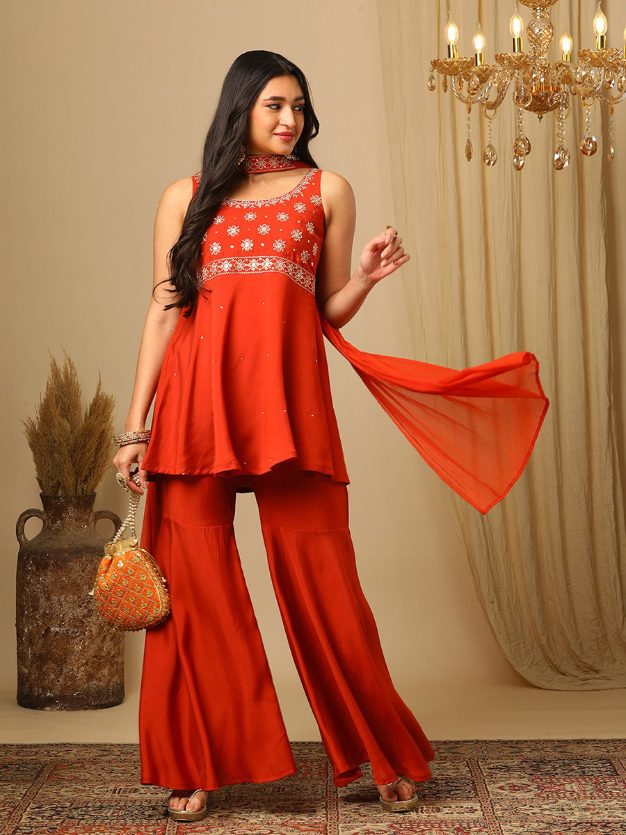 Women Zari Sequined Detail Tunic and Gharara Pants with Choker Dupatta Co-Ords