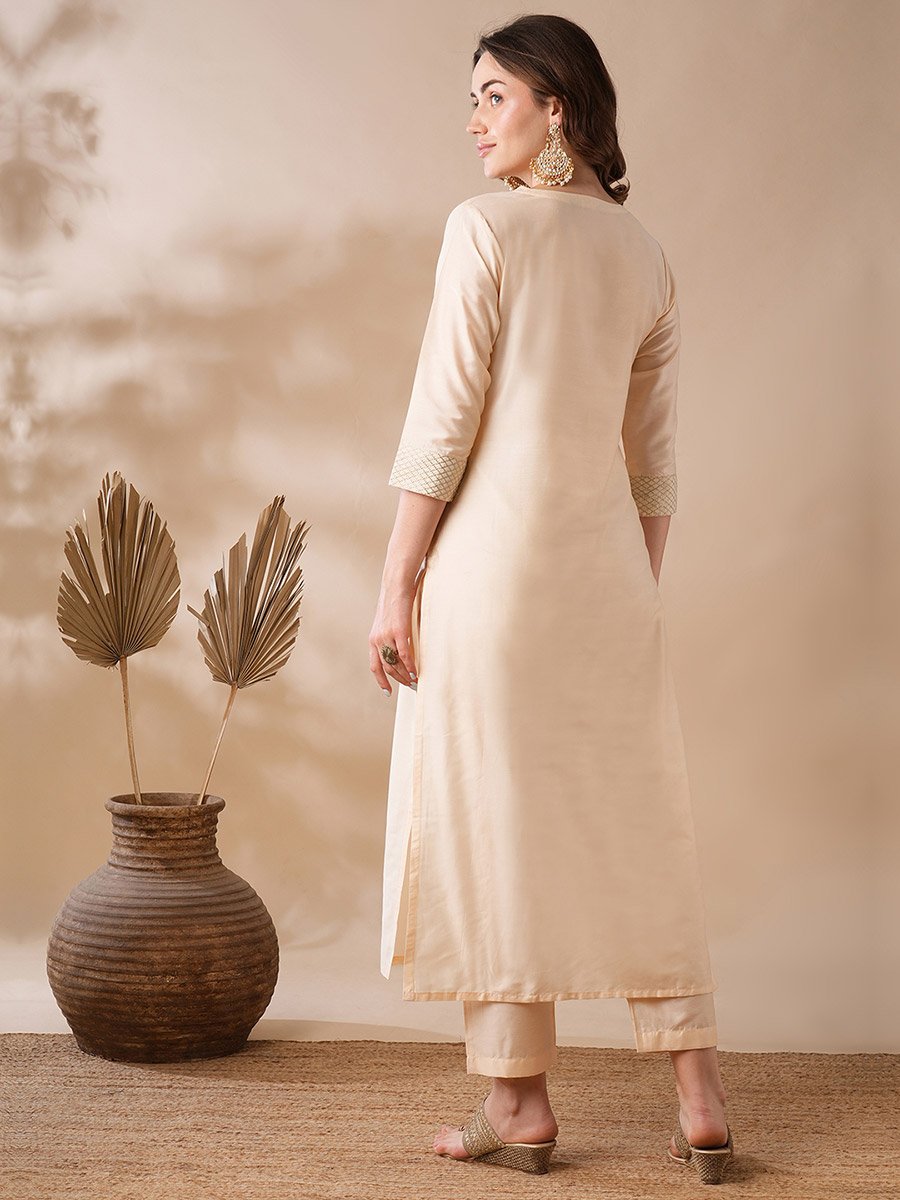 Women Off White Silver Zari Embroidered Kurta and Pants Set