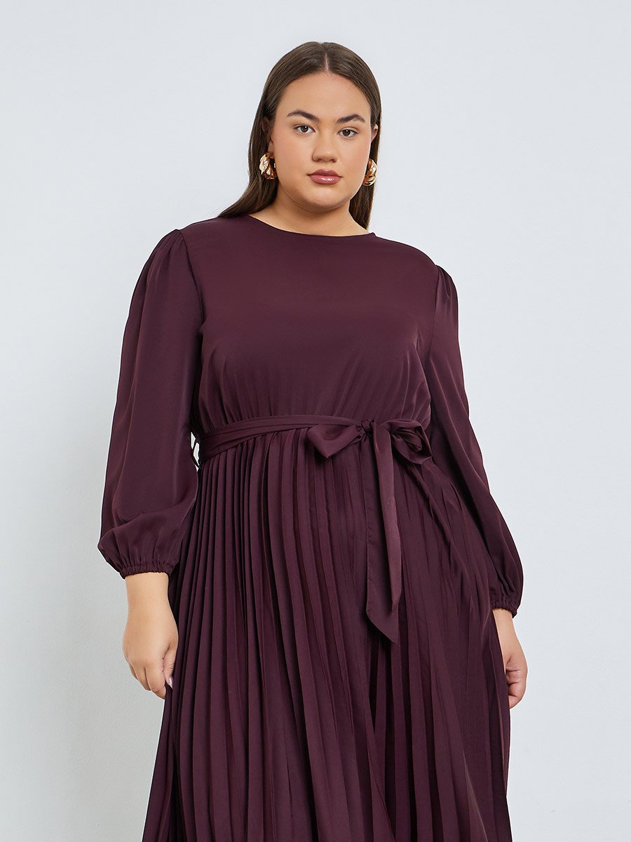 Plus Size Burgundy Pleated Maxi Dress with Belt