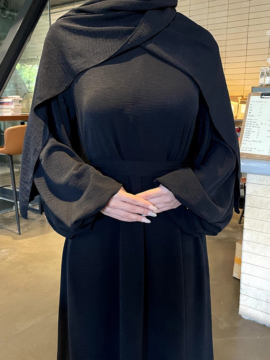 Black Solid Balloon Sleeves Maxi Dress