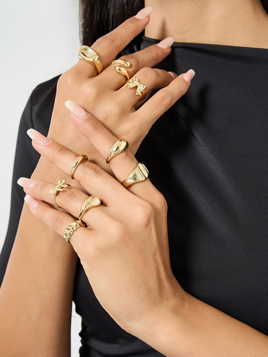 Pack of 9 - Assorted Rings