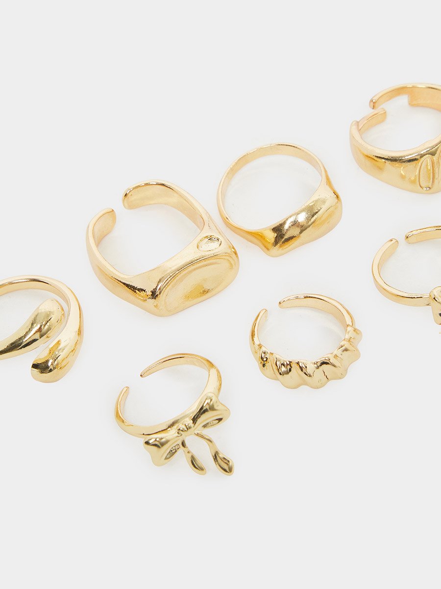 Pack of 9 - Assorted Rings