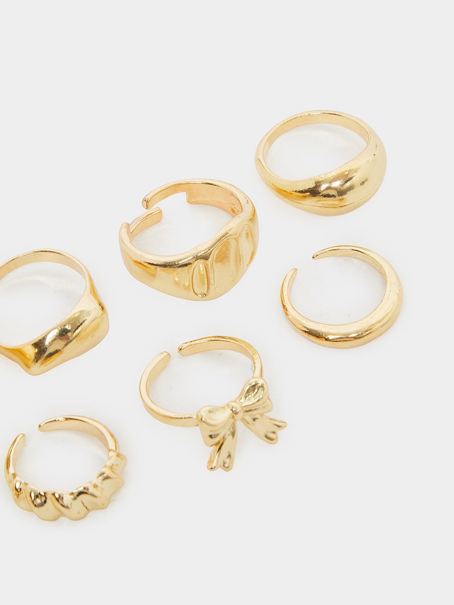 Pack of 9 - Assorted Rings