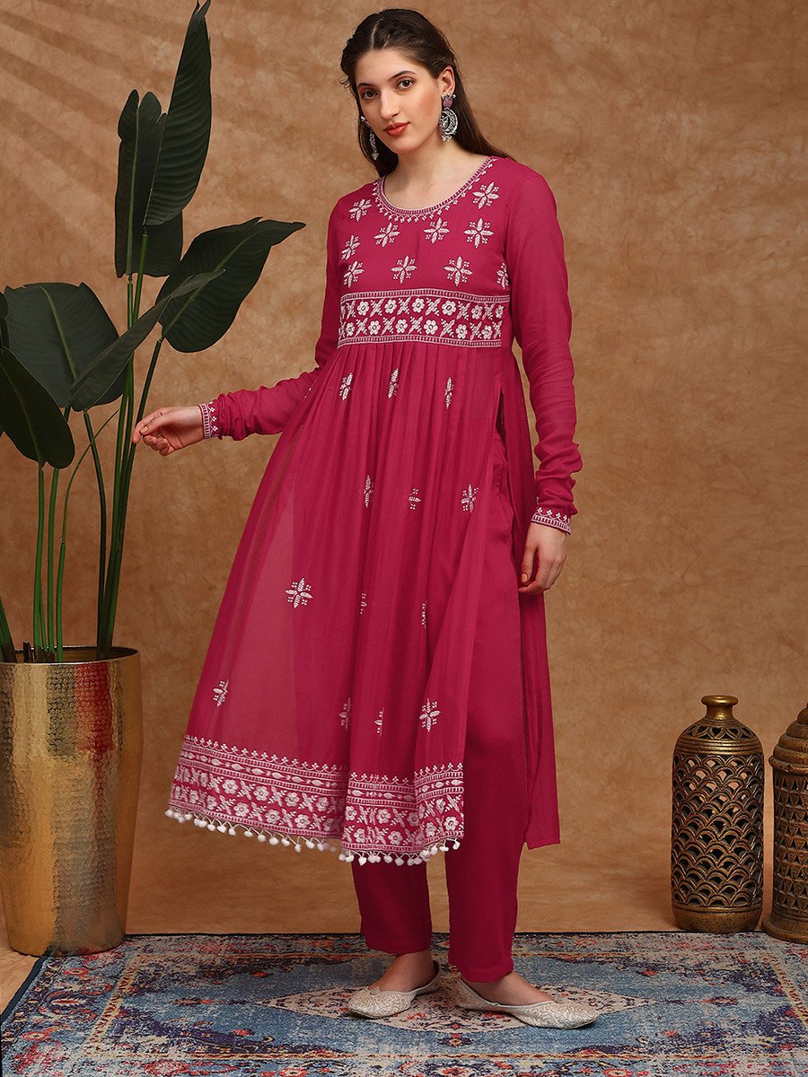 Women Red Floral Embroidered Kurta and Pants Set