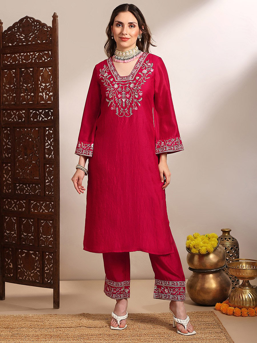 Women Pink Floral Embroidered Kurta with Pants Set