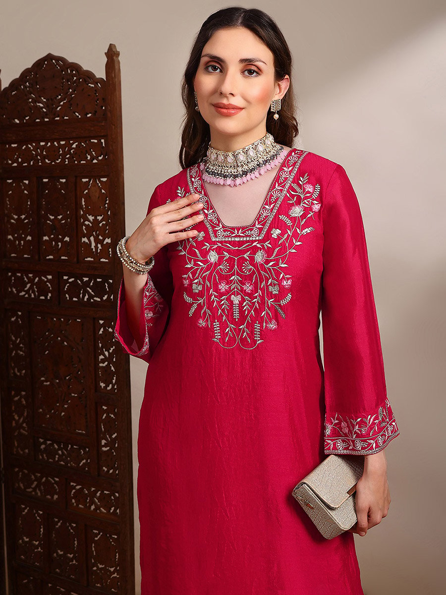 Women Pink Floral Embroidered Kurta with Pants Set