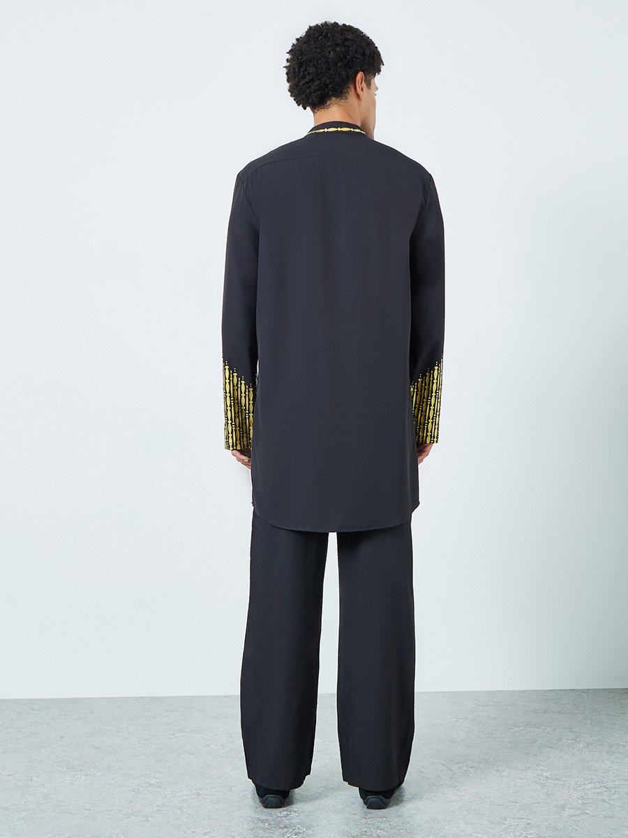 Men Stand Collar Foil Print Thobe and Trousers Set