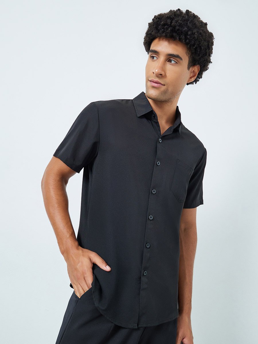 Men Black Short Sleeve Shirt with Pocket