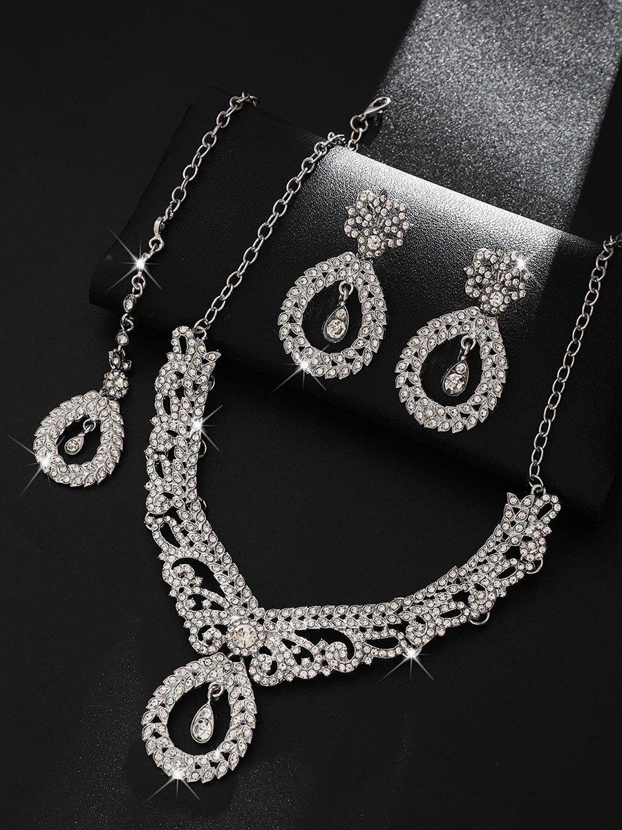 3-Piece Embellished Drop Necklace, Forehead Pendant and Earrings Jewelry Set