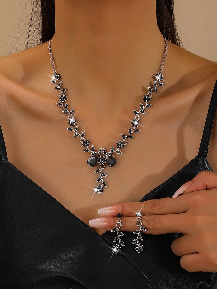 2-Piece Floral Embellished Necklace and Earrings Jewelry Set