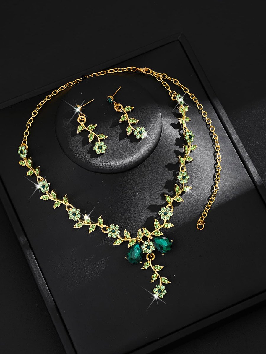 2-Piece Floral Embellished Necklace and Earrings Jewelry Set
