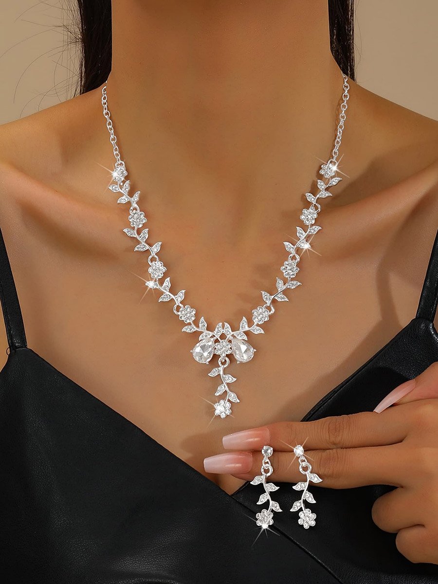 2-Piece Floral Embellished Necklace and Earrings Jewelry Set