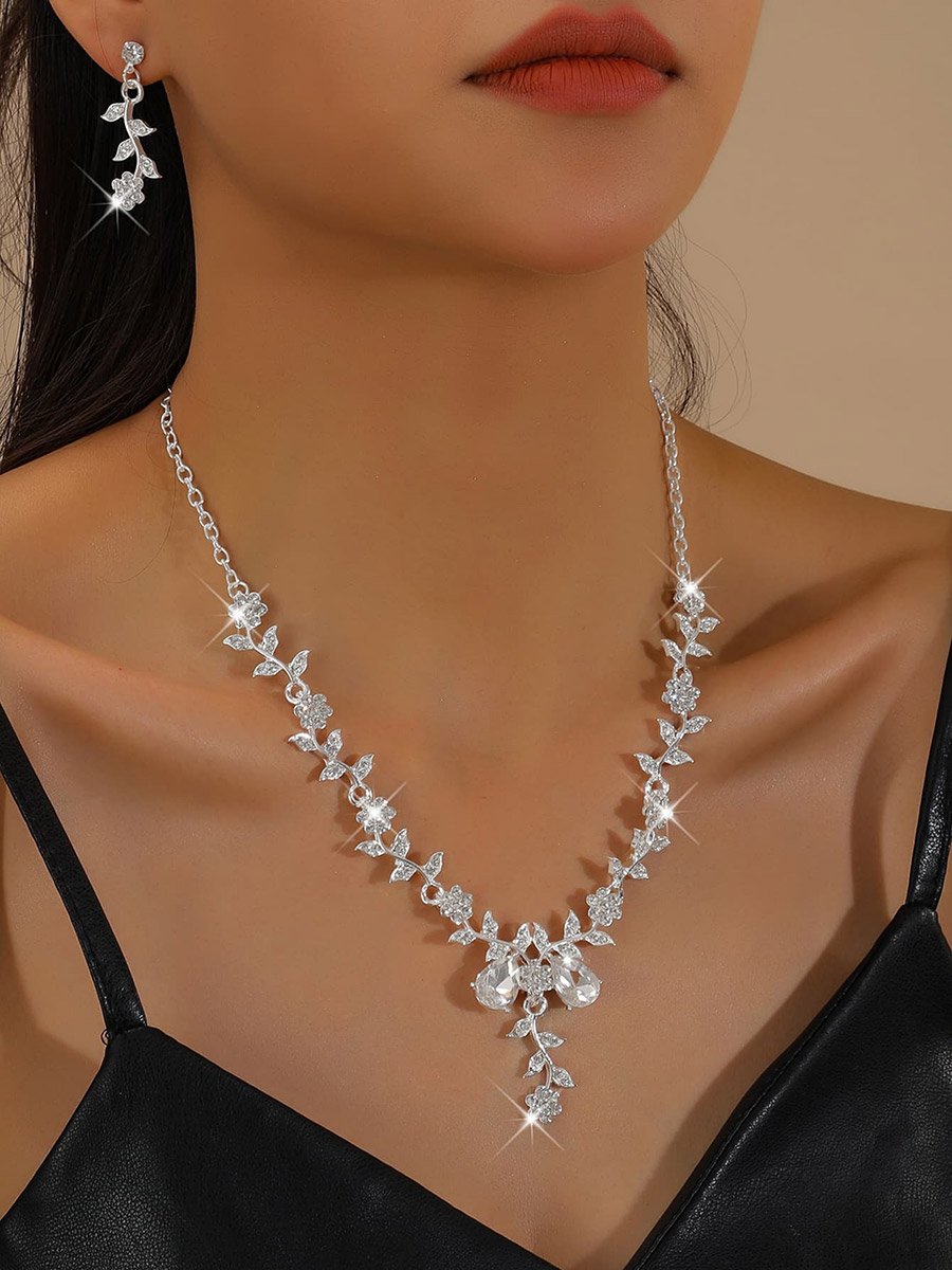 2-Piece Floral Embellished Necklace and Earrings Jewelry Set