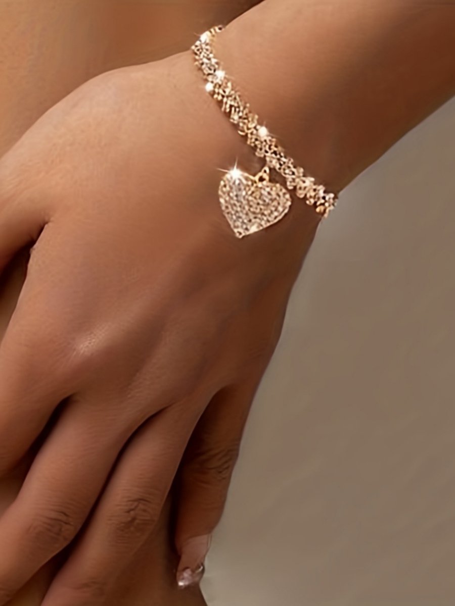 Women Sparkling Gold Heart Charm Bracelet