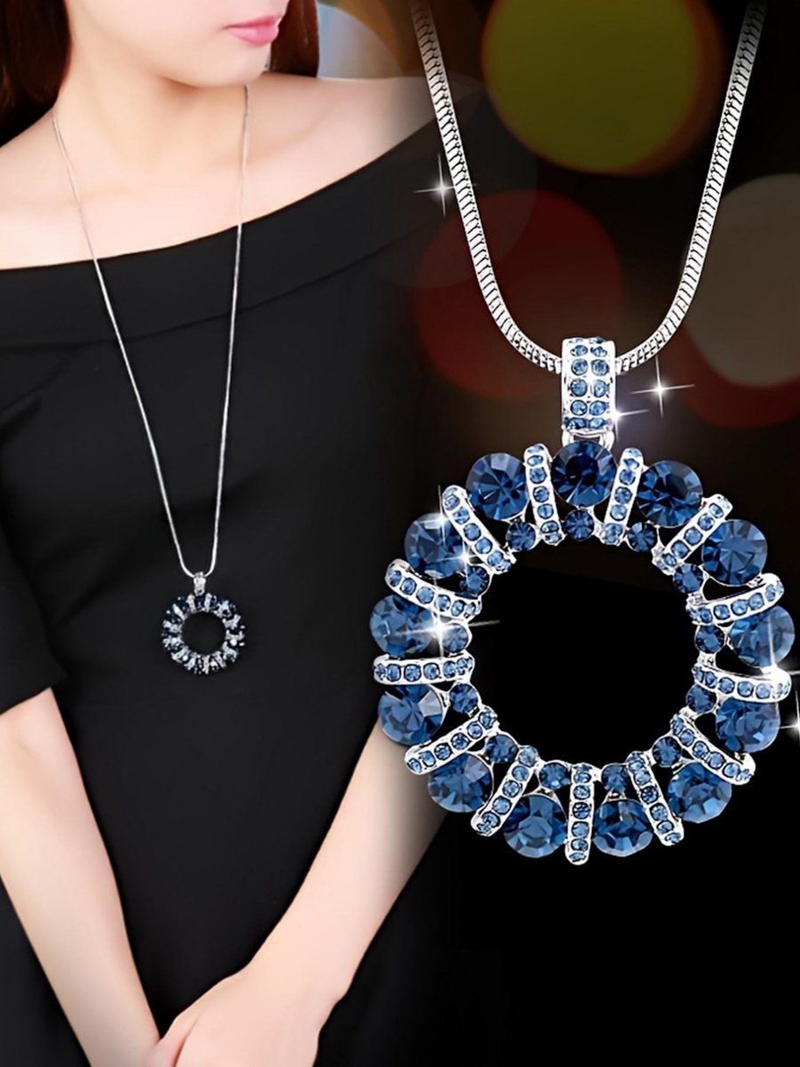 Women Blue Crystal Circle Pendant Necklace