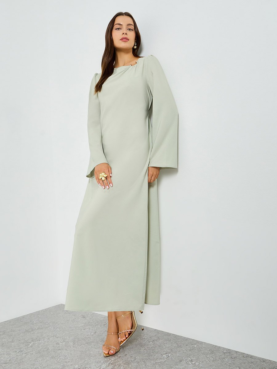Green Asymmetric Neck Long Sleeve Maxi Dress