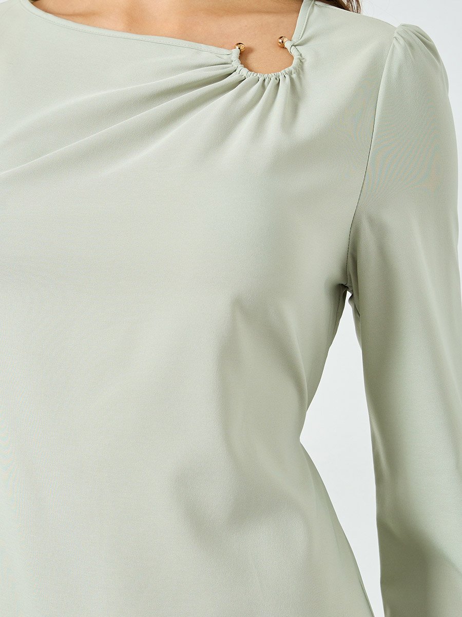 Green Asymmetric Neck Long Sleeve Maxi Dress