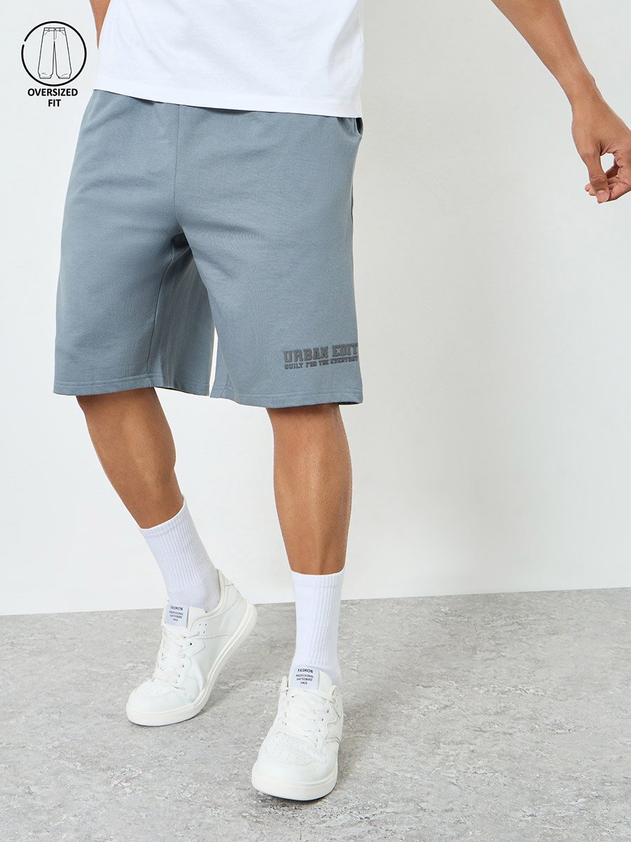 Men Placement Print Cotton Oversized Shorts